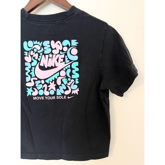 NIKE Kids Black Loose Fit Graphic Tee Move Your Sole Pink Logo Size M - Picture 6 of 8